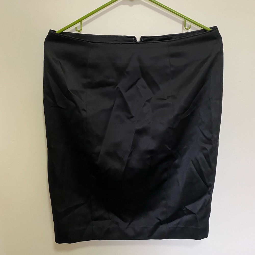 Black White House Black Market Skirt